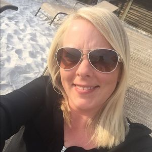 Meet your Posher, Kelly